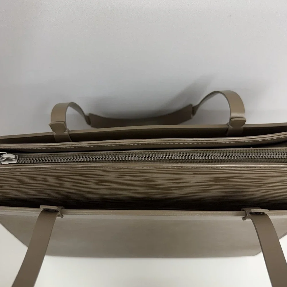 Louis Vuitton Epi Croisette PM Bag Purse Taupe Tone Sleeper Bag MINT CONDITION
